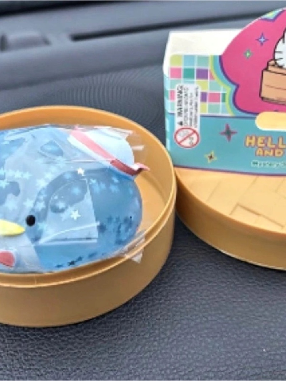 Sanrio Hello Kitty and Friends Steamed Buns SquiSHU Capsule - Tuxedosam SquiSHU